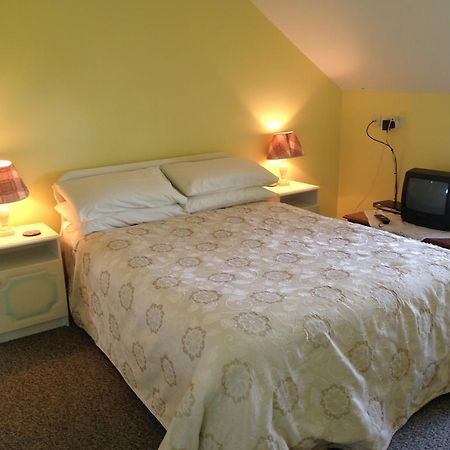An Gleann Accommodation Milltown Malbay Buitenkant foto