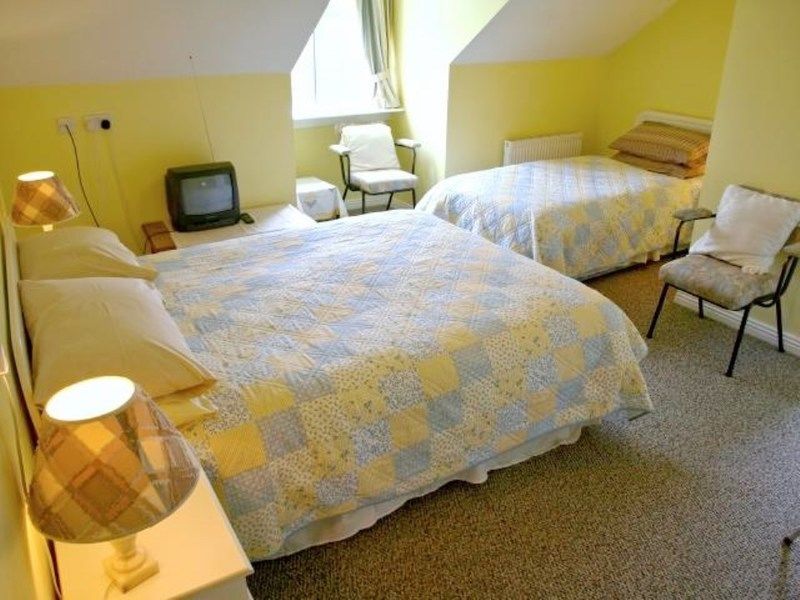 An Gleann Accommodation Milltown Malbay Buitenkant foto